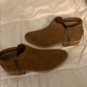 Steve Madden booties